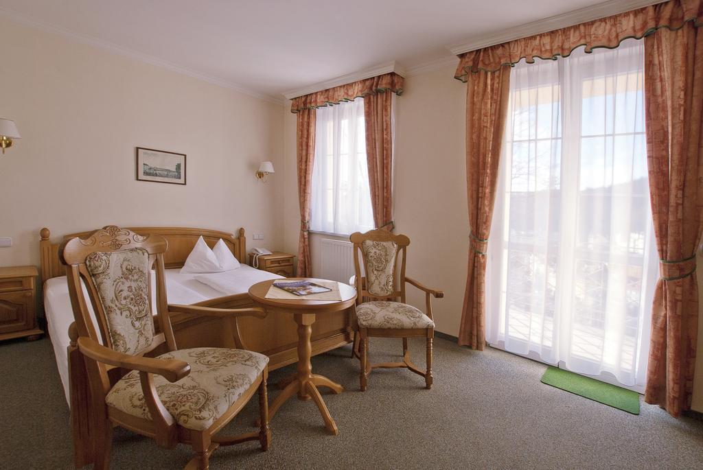 Villa Rosa Karlovy Vary Pokoj fotografie